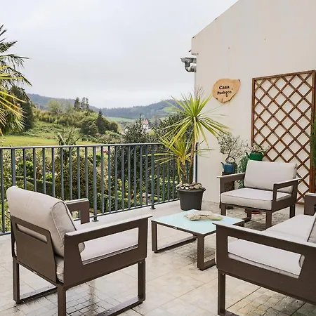 Casa Pacheco Furnas (Azores)